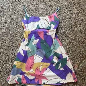 Le Lis Multicolor Leaf Pattern Dress